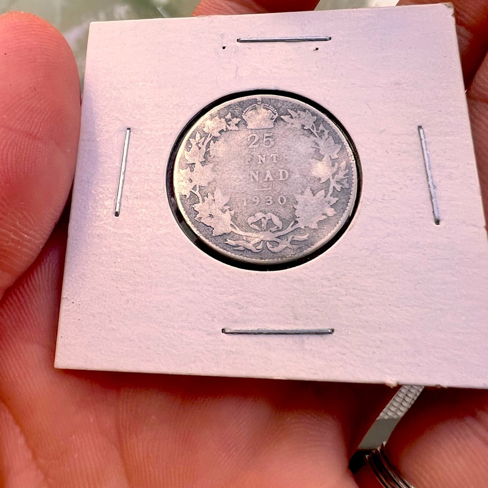 Vintage 1930 Canadian 25c 80% silver